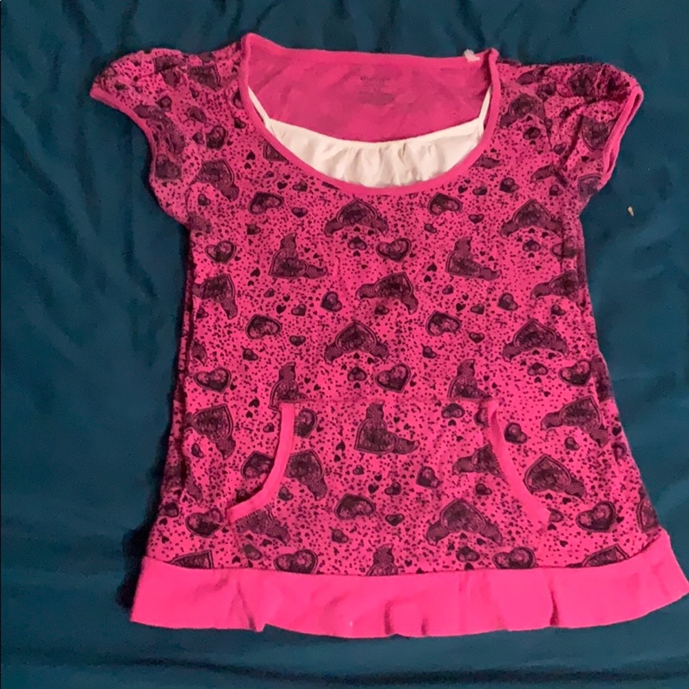 Pink t shirt